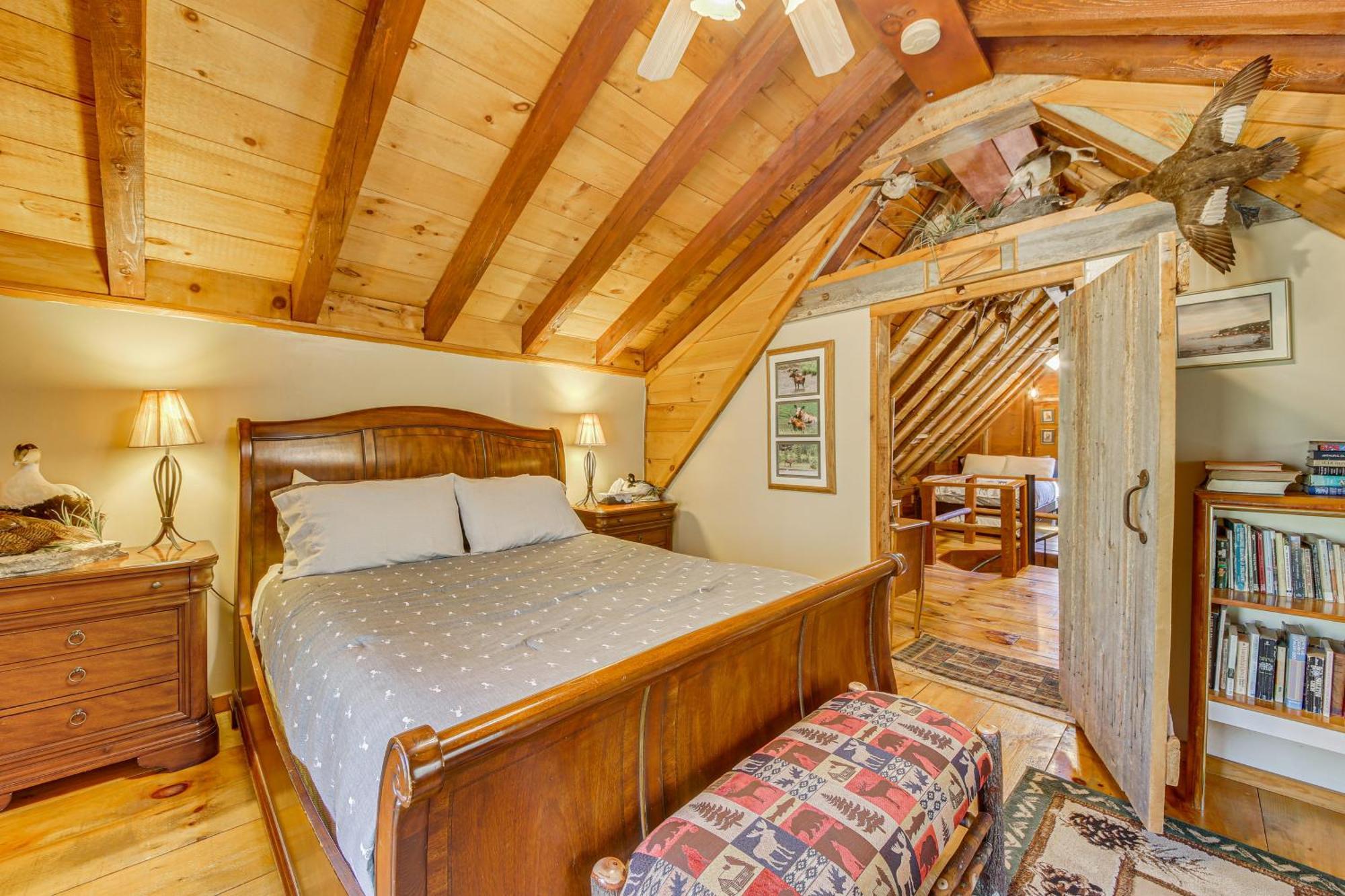 Rustic Searsport Cabin Loft And Sunroom On 10 Acres Eksteriør bilde