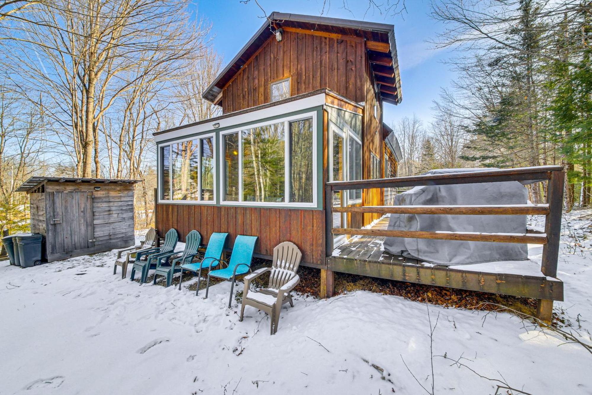 Rustic Searsport Cabin Loft And Sunroom On 10 Acres Eksteriør bilde