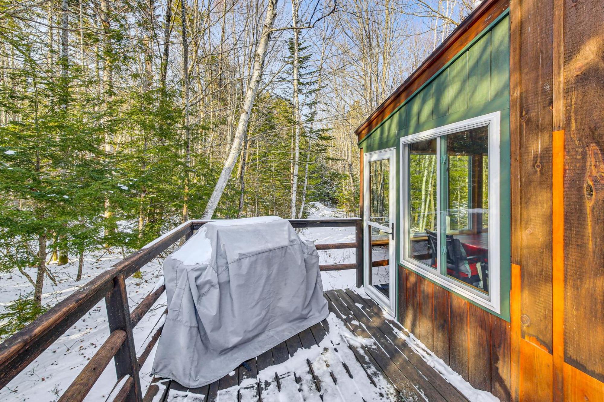 Rustic Searsport Cabin Loft And Sunroom On 10 Acres Eksteriør bilde